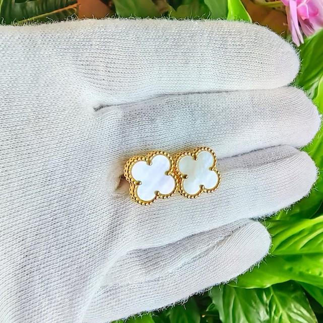 Sweet alhambra van cleef earring 18 K white/yellow gold