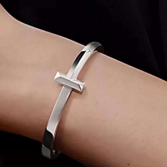 T bangle 18k gold/gelang T bracelet 18k-Diamond Jewelry tif