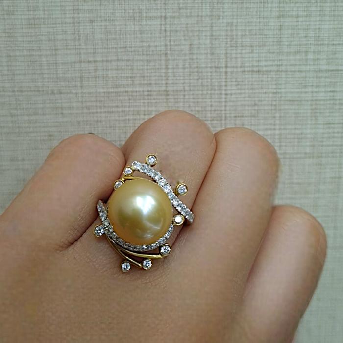 Pearl Diamond Ring 18K / Diamond Jewelry