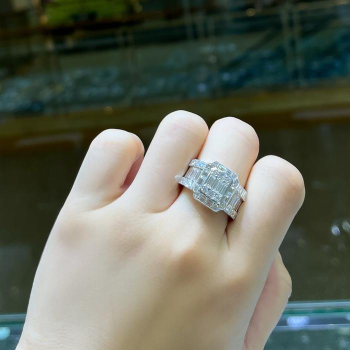 Baguette Diamond Ring / Diamond Jewelry