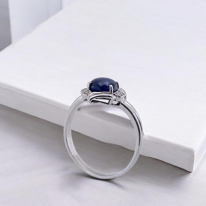 Blue Sapphire Diamond Ring 18K / Diamond Jewelry