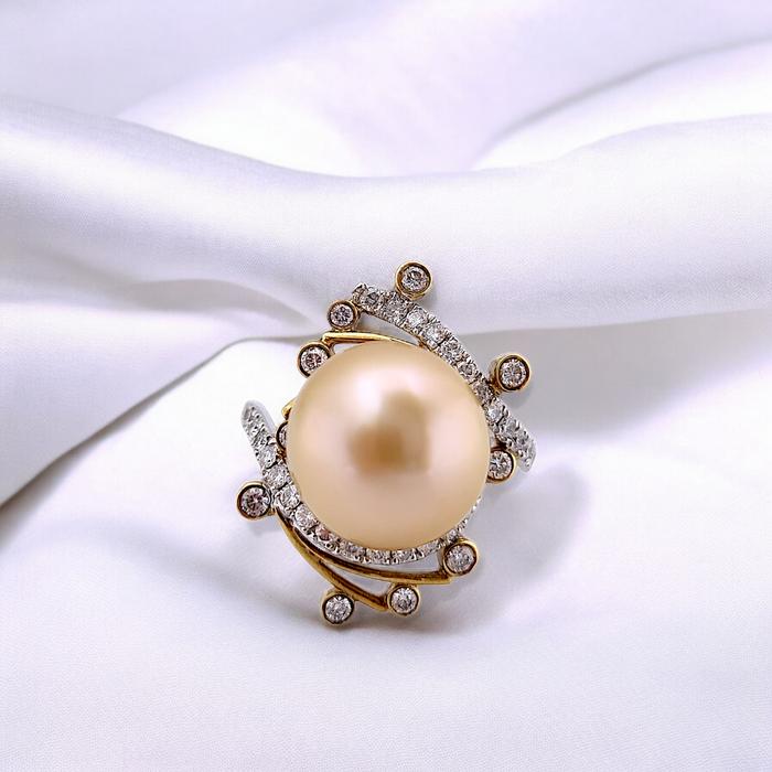 Pearl Diamond Ring 18K / Diamond Jewelry