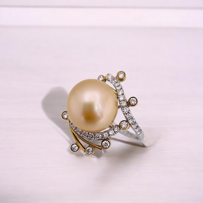 Pearl Diamond Ring 18K / Diamond Jewelry