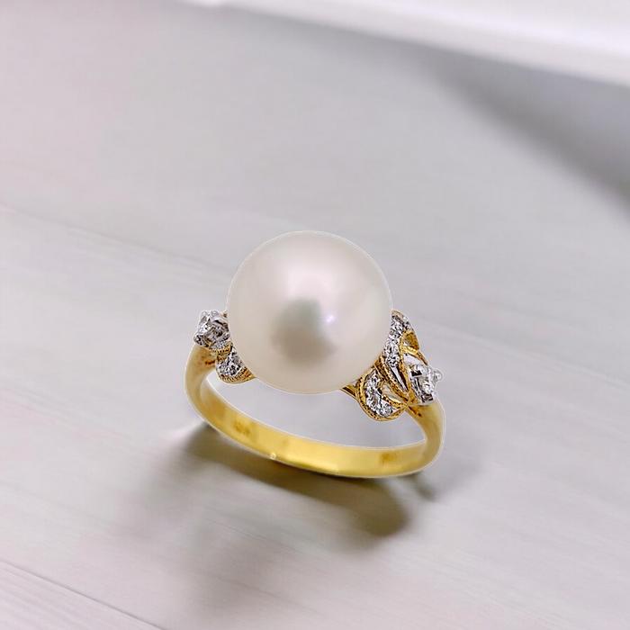 Pearl Diamond Ring 18K / Diamond Jewelry