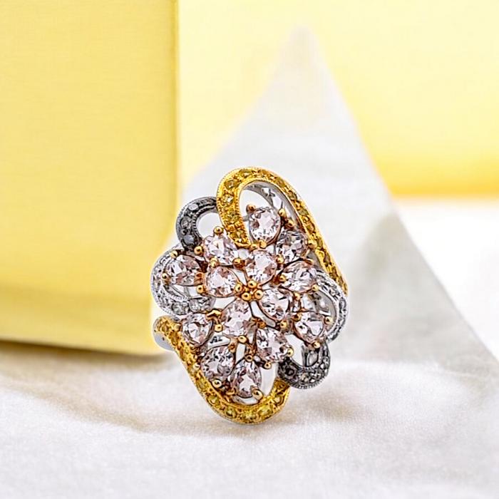 Flower Magonite Diamond Ring 18K / Diamond Jewelry