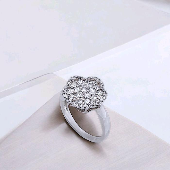 Flower Diamond Ring 18K / Diamond Jewelry