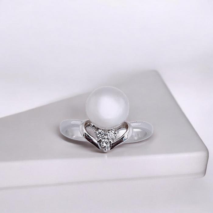 Pearl Diamond Ring 18K / Diamond Jewelry