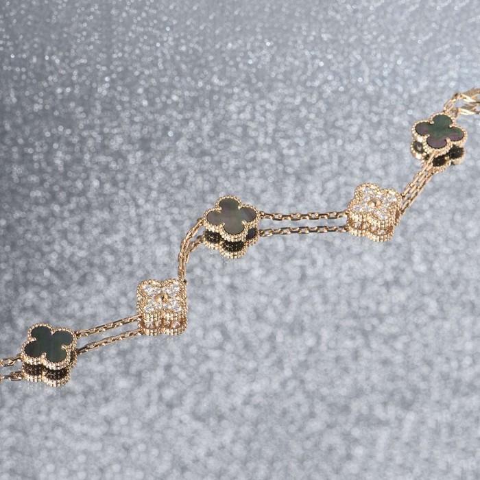 Clover grey pearl and diamond 18k -Diamond Jewelry