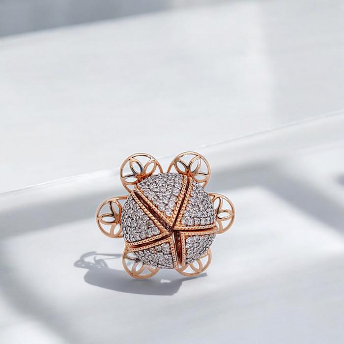 Flower Diamond Solitaire Ring / Diamond Jewelry