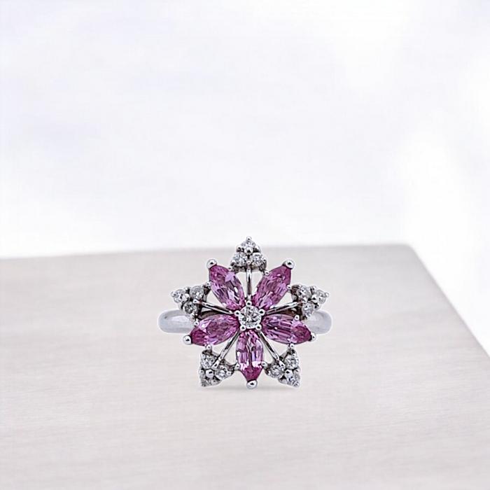 Flower Diamond Ring 18K / Diamond Jewelry