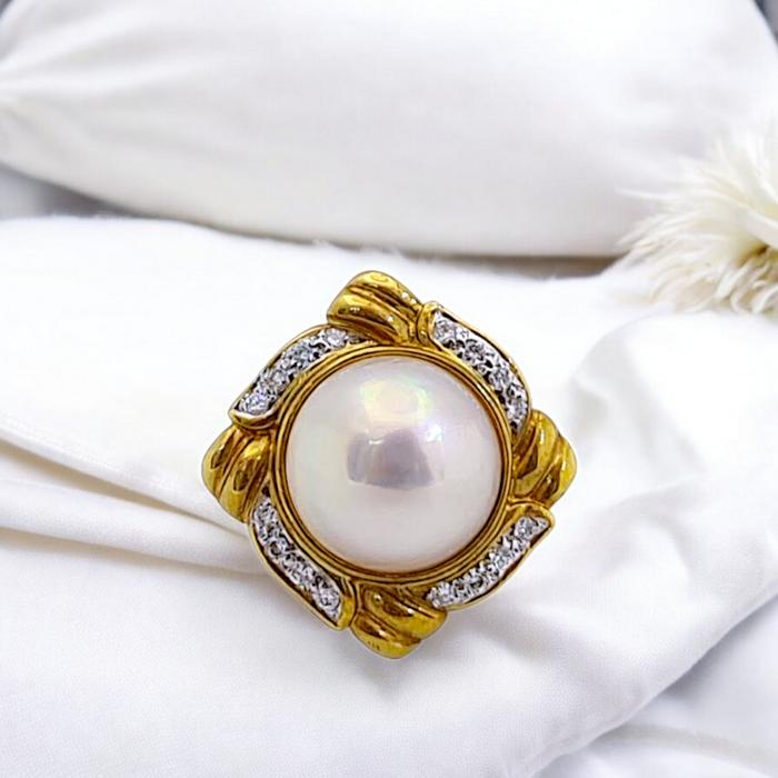 Pearl Diamond Blistar Ring 18K / Diamond Jewelry