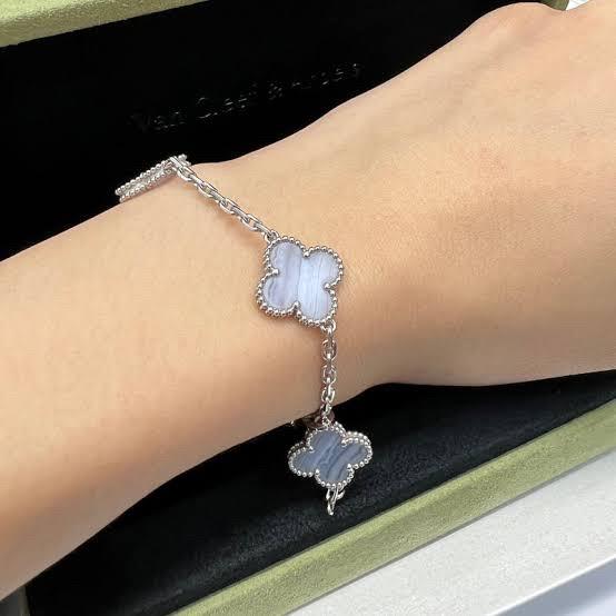 Clover bracelet charnelian red/chalcedony grey 18kGold-Diamond Jewelry-HT