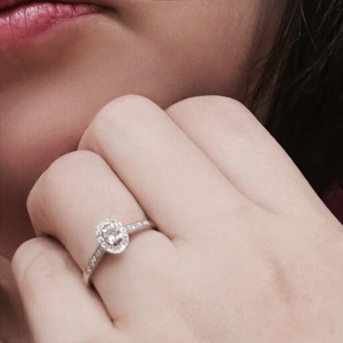 Cincin Diamond pave round oval ring 18k gold-Diamond Jewelr