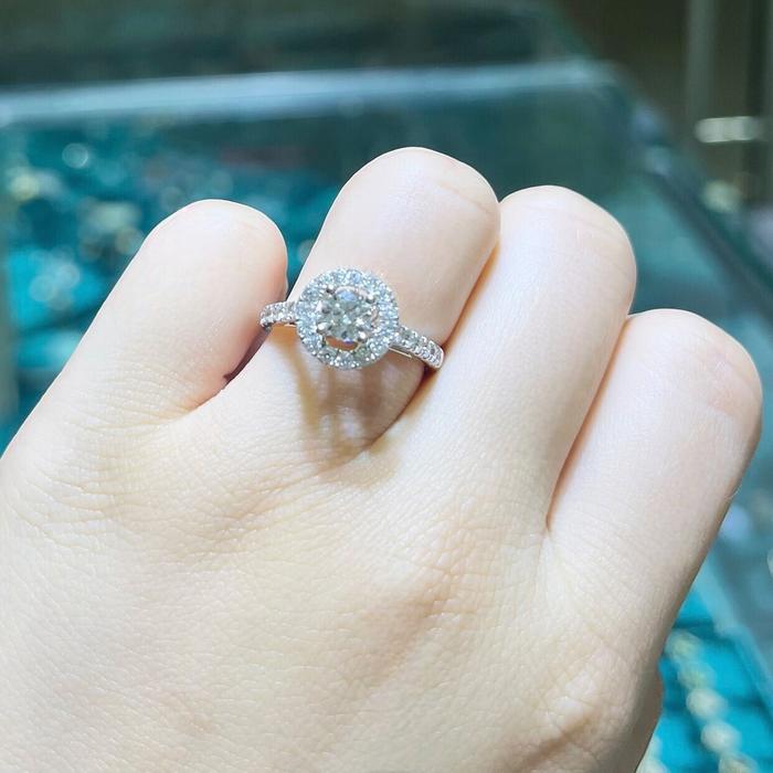 Diamond Ring 18K Diamond Jewelry