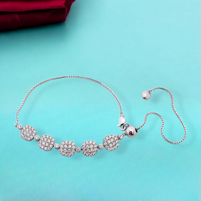Cushion Diamond Bracelet 18K / Diamond Jewelry