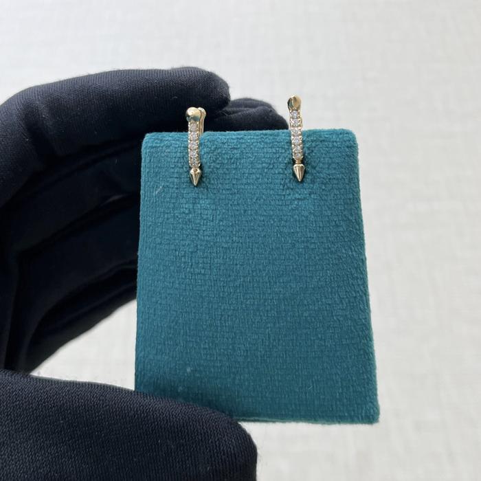 Anting titan crt diamond earring18K-Diamond Jewelry
