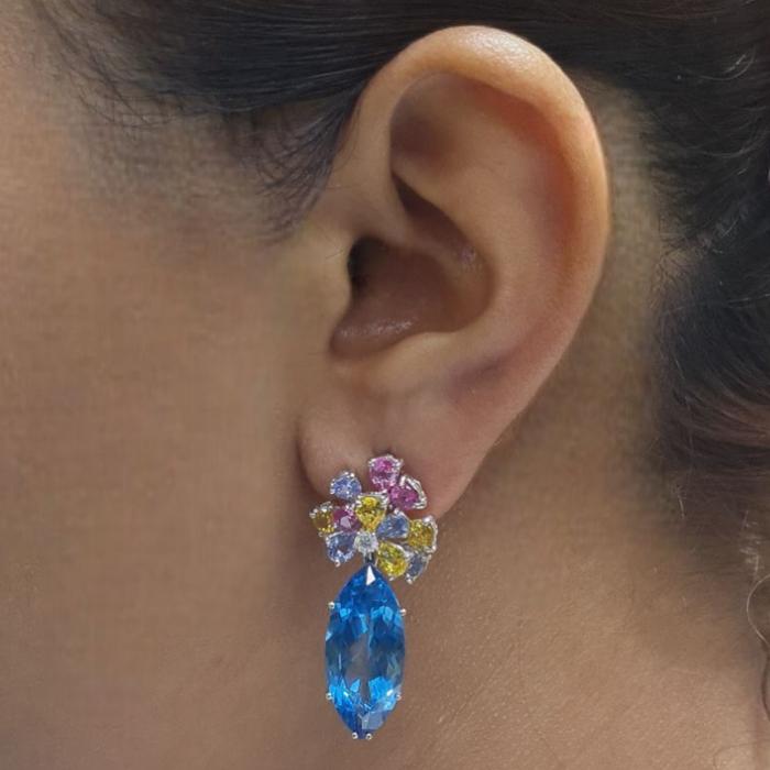 Blue Topaz Diamond Earring 18K / Diamond Jewelry