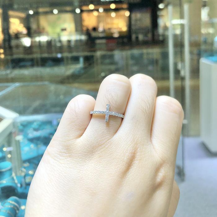 Cincin berlian cross/Diamond ring cross 18k-Diamond Jewelry