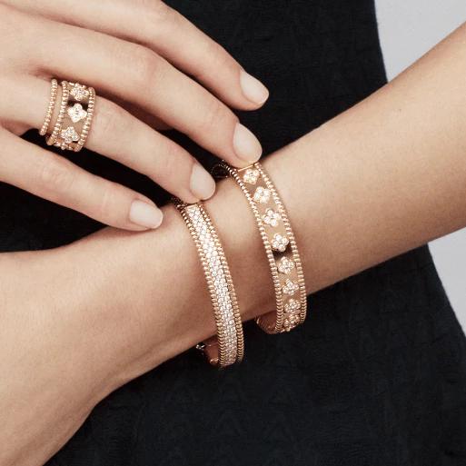 VCA Perlee Diamond Bangle with 18 K Rose Gold Diamond Jewelry