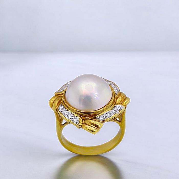 Pearl Diamond Blistar Ring 18K / Diamond Jewelry