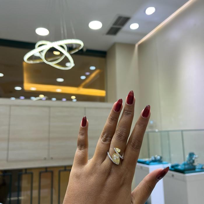 Duo Yellow Tear Diamond Ring