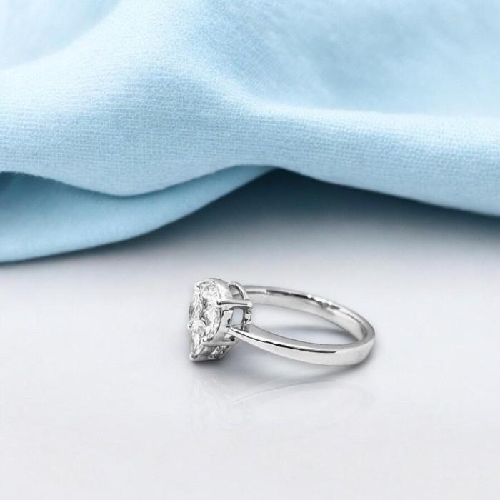 Cincin berlian teardrop 18K Diamond Jewelry