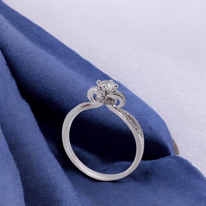 Cincin berlian bunga 18k diamond jewelry