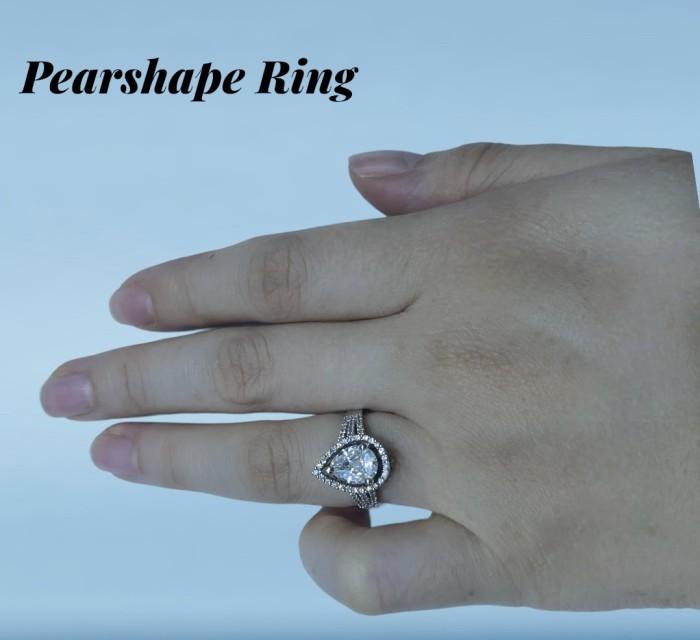 Pearshape esperanza Diamond Ring 18 K white gold Diamond Jewelry