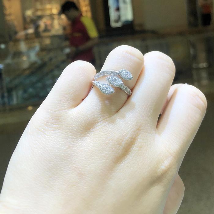Cincin Berlian 3 oval 18K