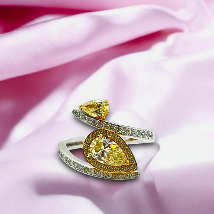 Duo Yellow Tear Diamond Ring
