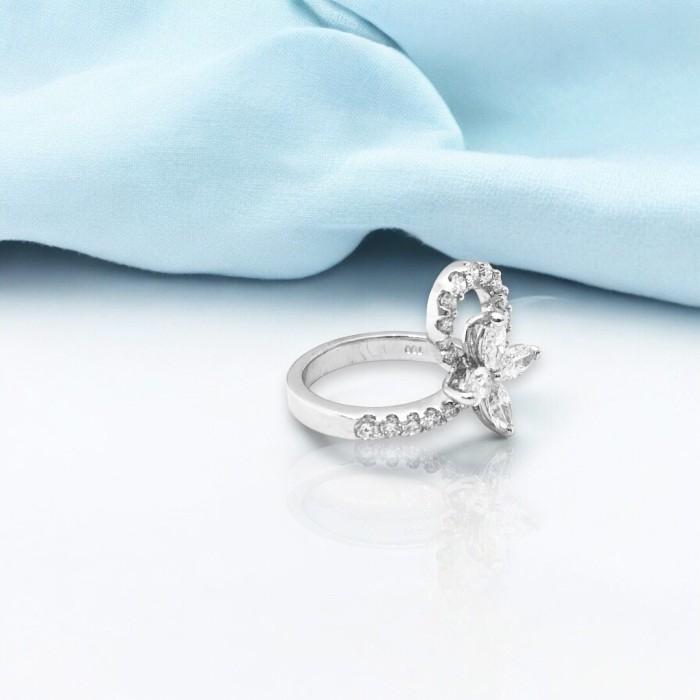 Cincin bunga berlian 18k diamond jewelry