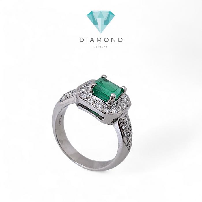 Diamond Emerald Ring / Diamond Jewelry