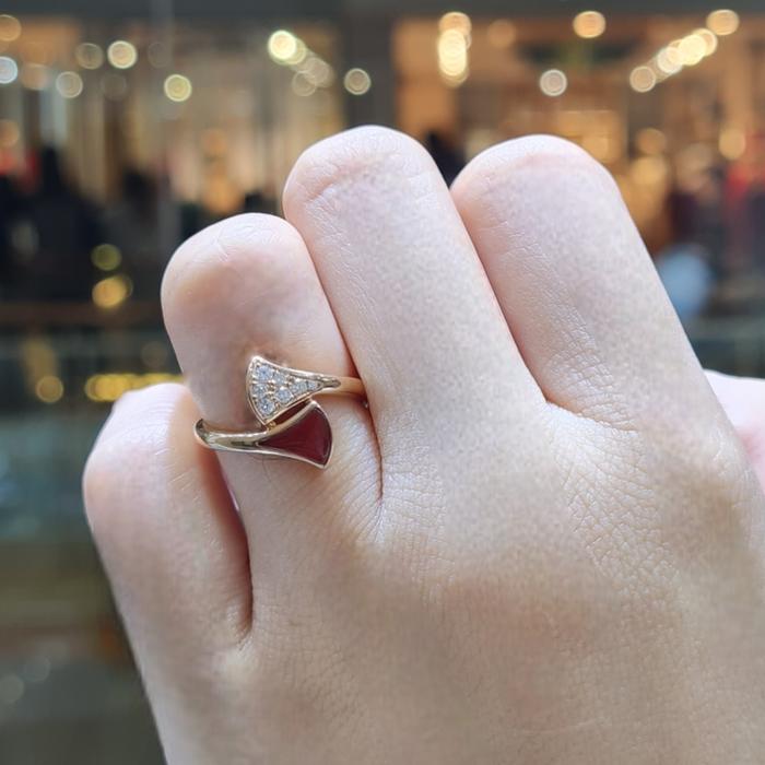 Diva's Dream Ring / Diamond Jewelry