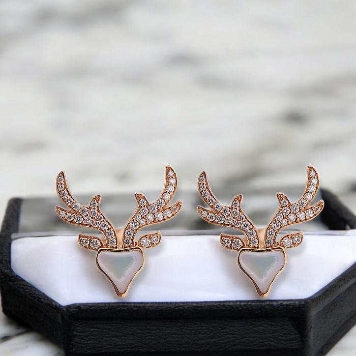 Anting Rusa MOP with Diamond 18K- deer diamond mop earring / Diamond Jewelry