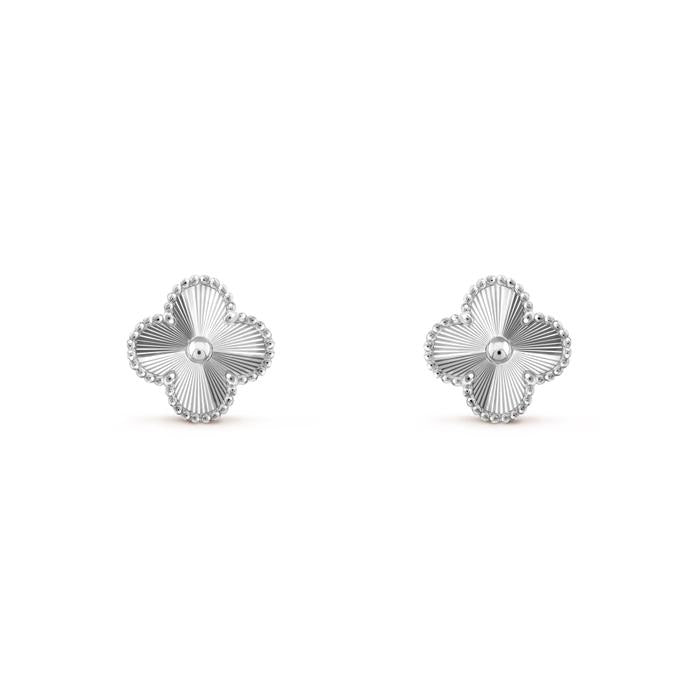 Clover Anting Gold Fashion 18K vintage