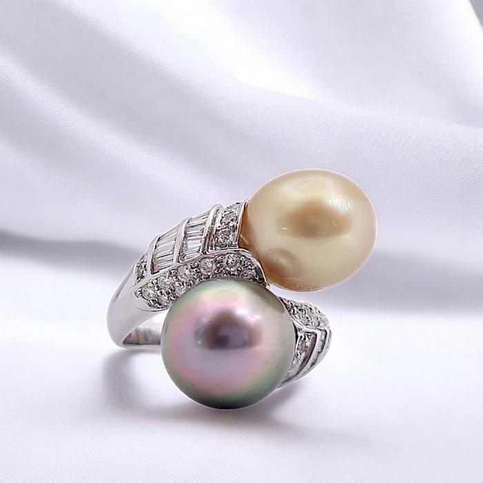 Double Color Tahiti Pearl Diamond Ring 18K / cincin mutiara duo color berlian hitam kuningDiamond Jewelry