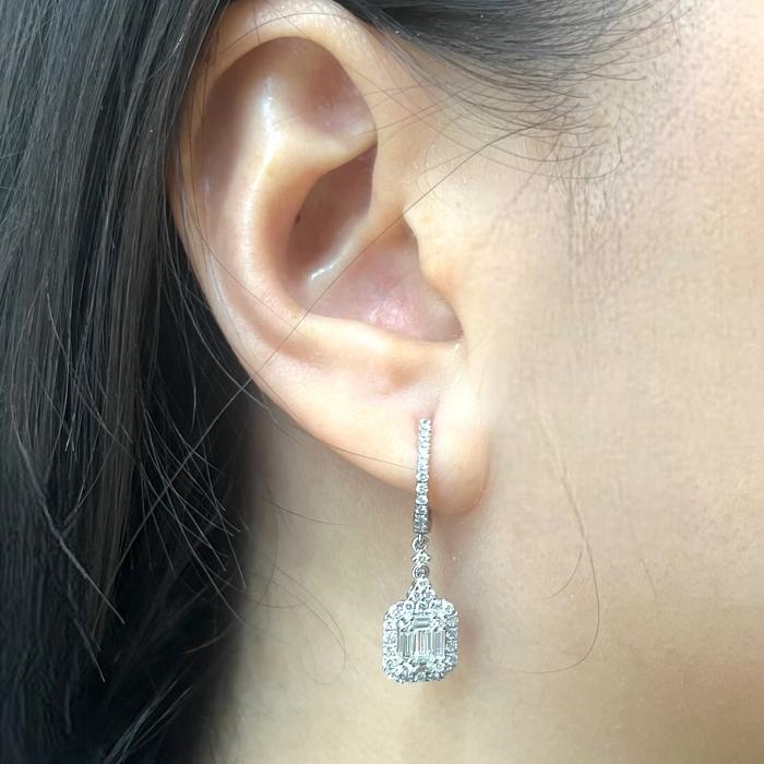 Bagguette diamond earring 18k Diamond Jewelry
