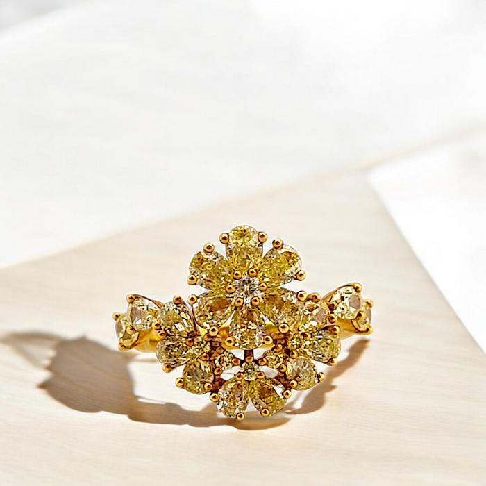 Flower Yellow Diamond Ring /cincin Diamond 18K / Diamond Jewelry/cincin Emas Berlian