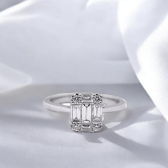 Emerald Diamond Ring / Diamond Jewelry