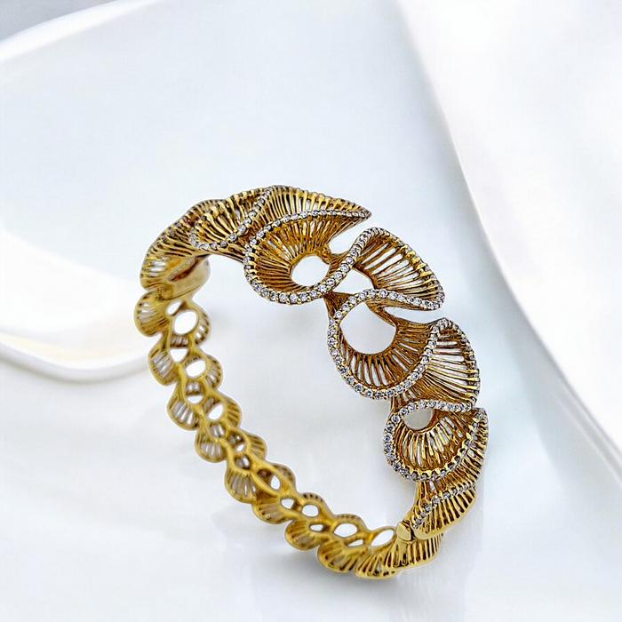 Diamond Bracelet Vintage spiral 18K / Diamond Jewelry