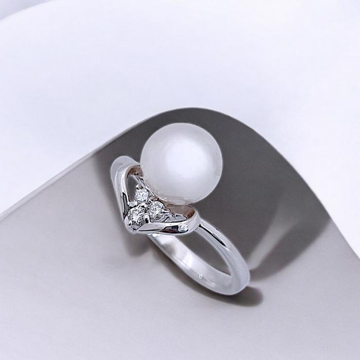 Pearl Diamond Ring 18K / Diamond Jewelry