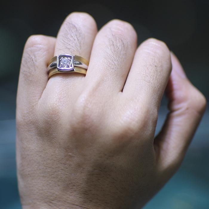 Cincin Laki Berlian Yellow Gold/ solitaire.men diamond ring-Diamond Jewelry
