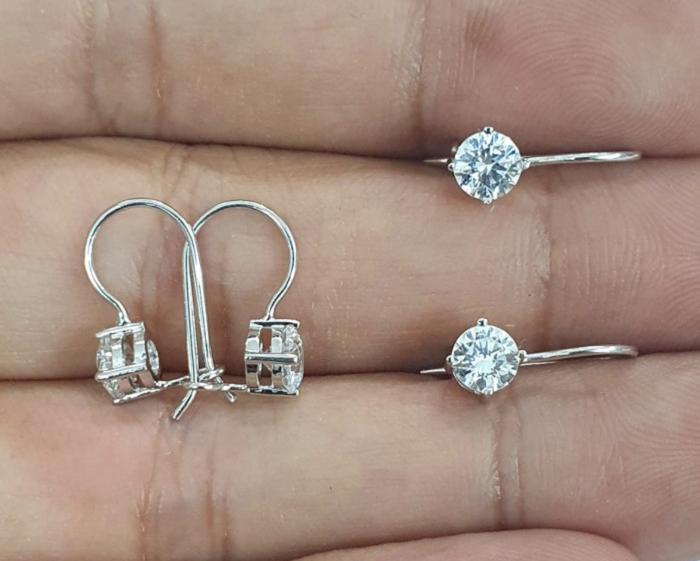 anting swarosky - Diamond Jewelry