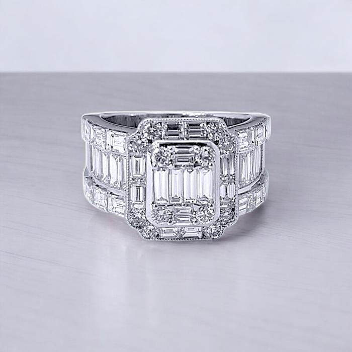 Baguette Diamond Ring / Diamond Jewelry
