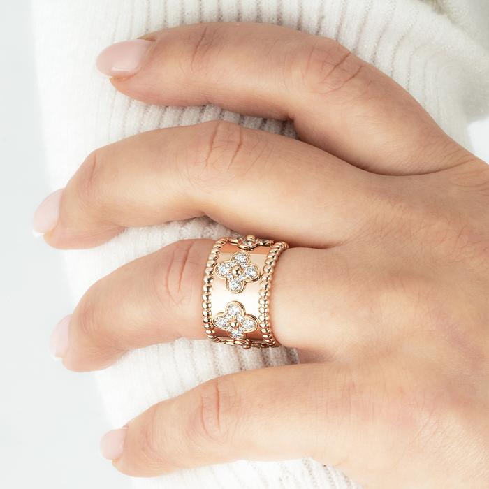 Perlee diamond clover wide ring/ cincin emas berlian perlee clover 18k-Diamond Jewelry