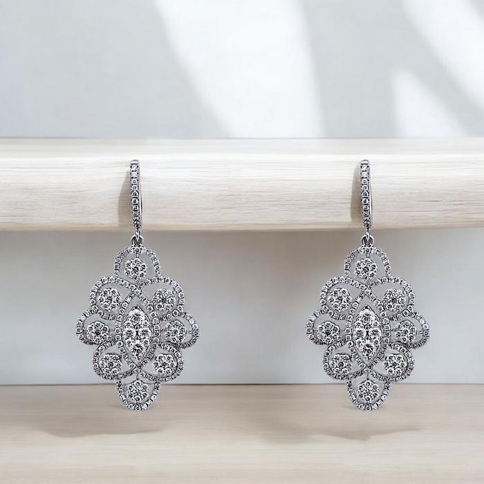 Flower Diamond Earring 18K / Diamond Jewelry