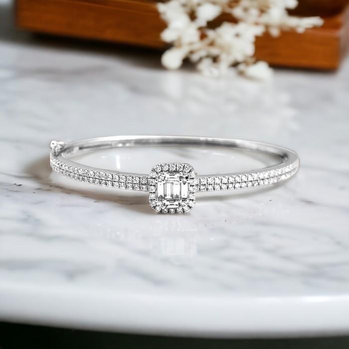 Baguette Half Diamond Bangle 18K Diamond Jewelry-1GBKV11300WP-HT