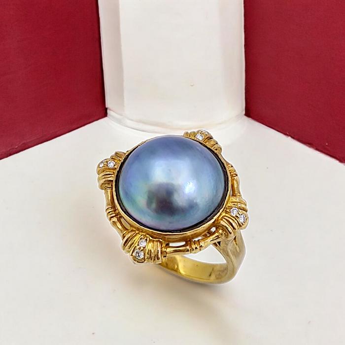 Black Pearl Diamond Ring 18K / Diamond Jewelry