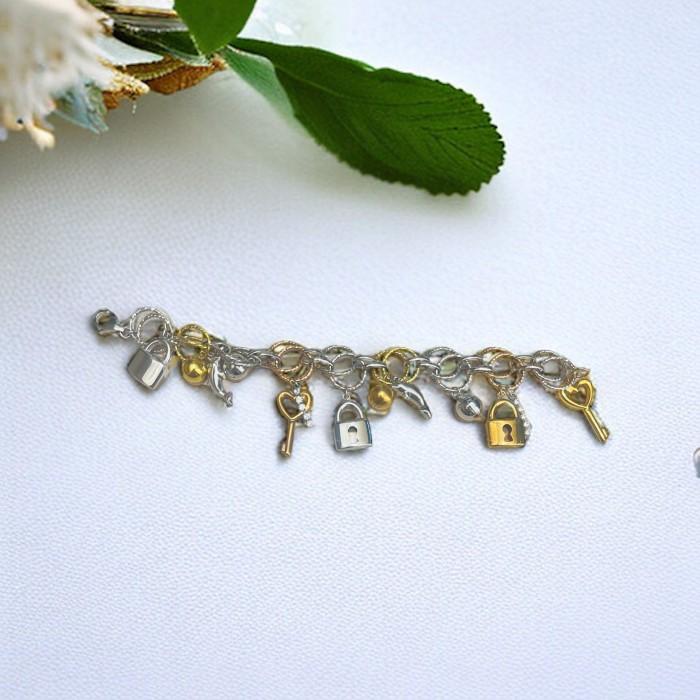 Keys charm Bracelet 18K Gold Diamond Jewelry