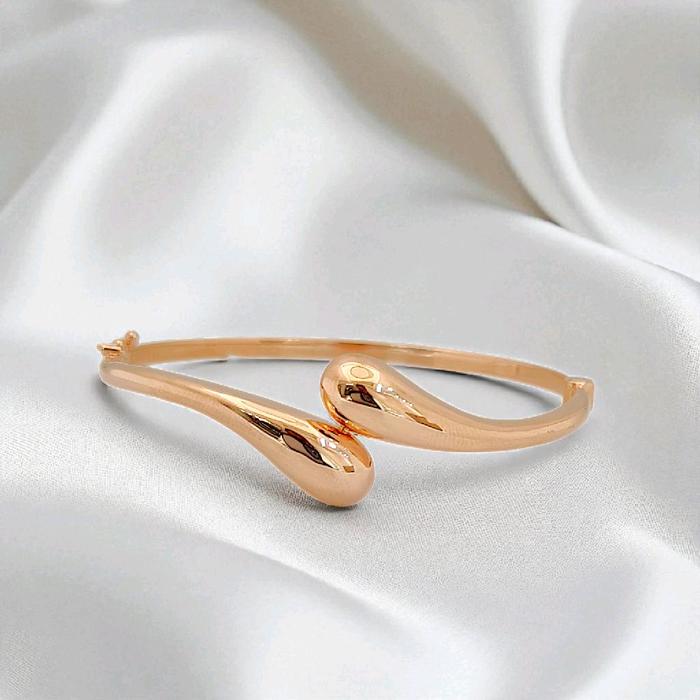 Tear Drop Cuff Gold Bracelet  750K / Gelang Emas  Manset Airmata 750K / Diamond Jewelry 444GBD529LS